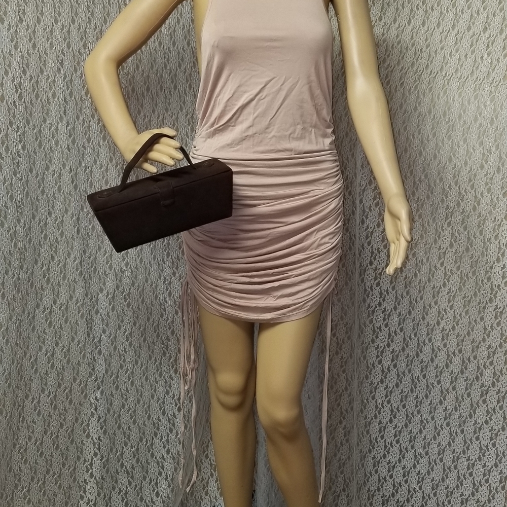 🆕️ *FINAL* Soft-Knit Racer-Back Ruched Dress - Picture 3 of 12